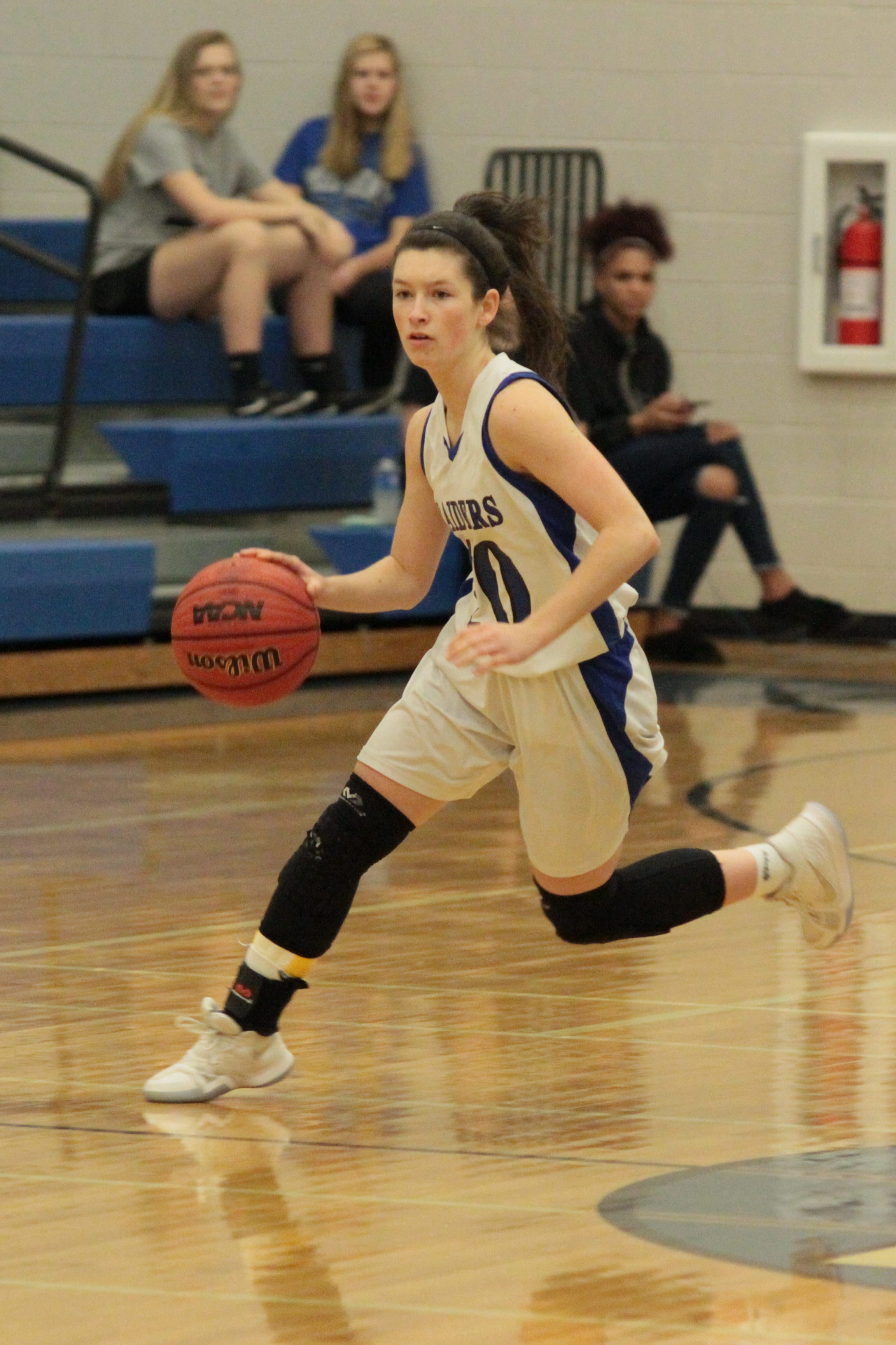 Midway girls advance