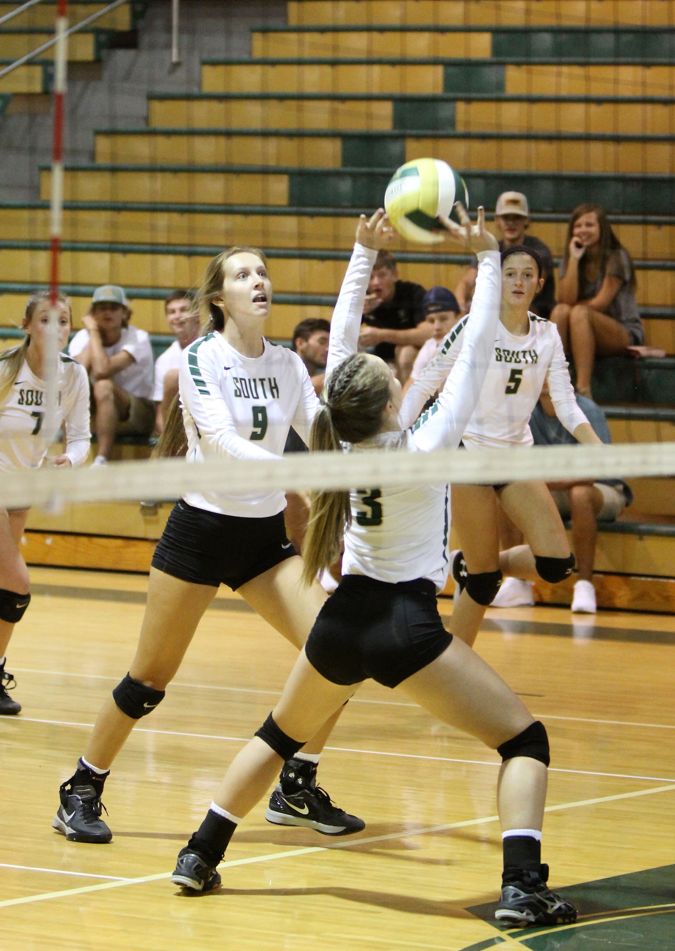 South completes historic sweep of Hawks