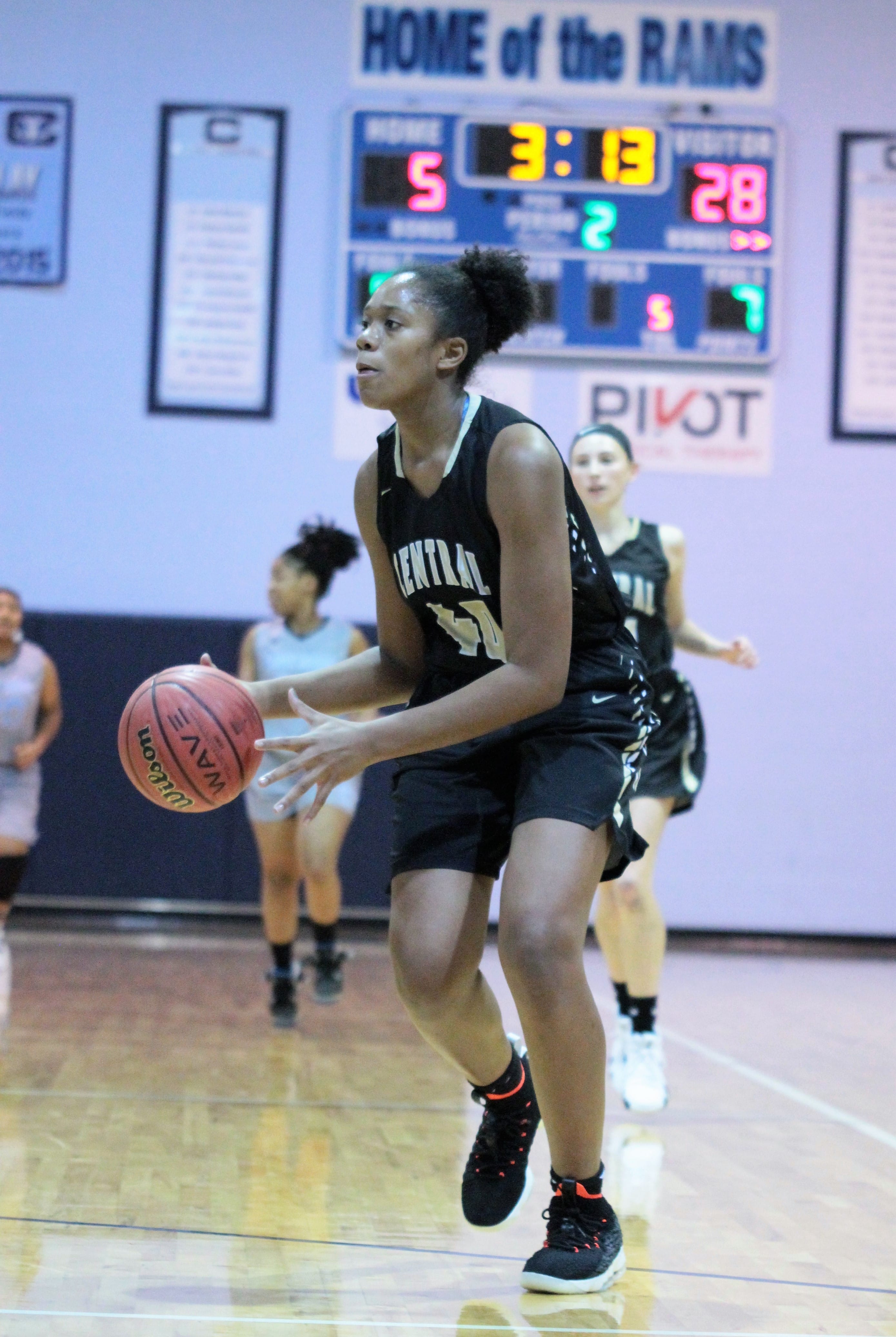 HC girls win at Cleveland, Trojan boys topped