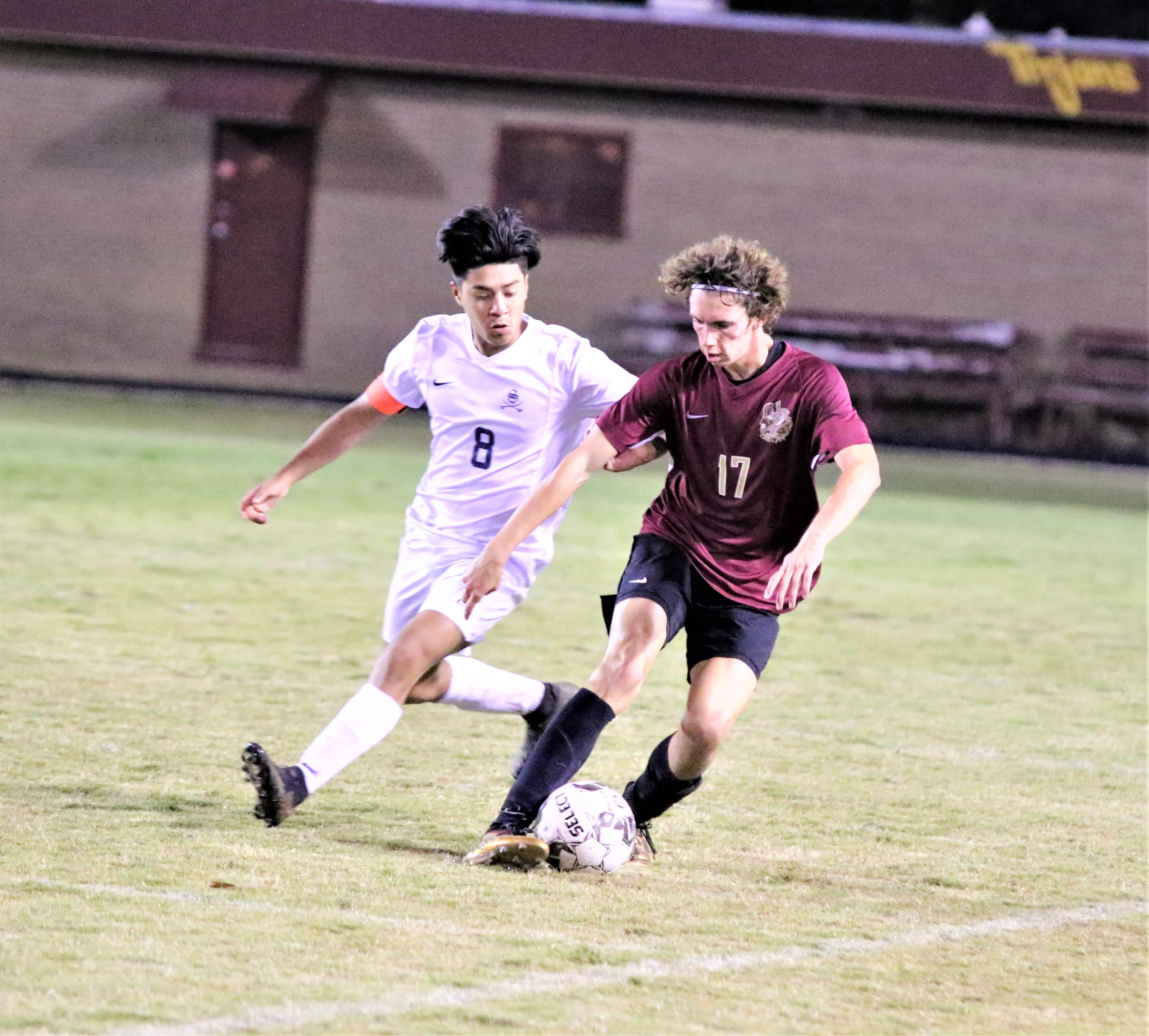 Southern Lee tops HC in soccer
