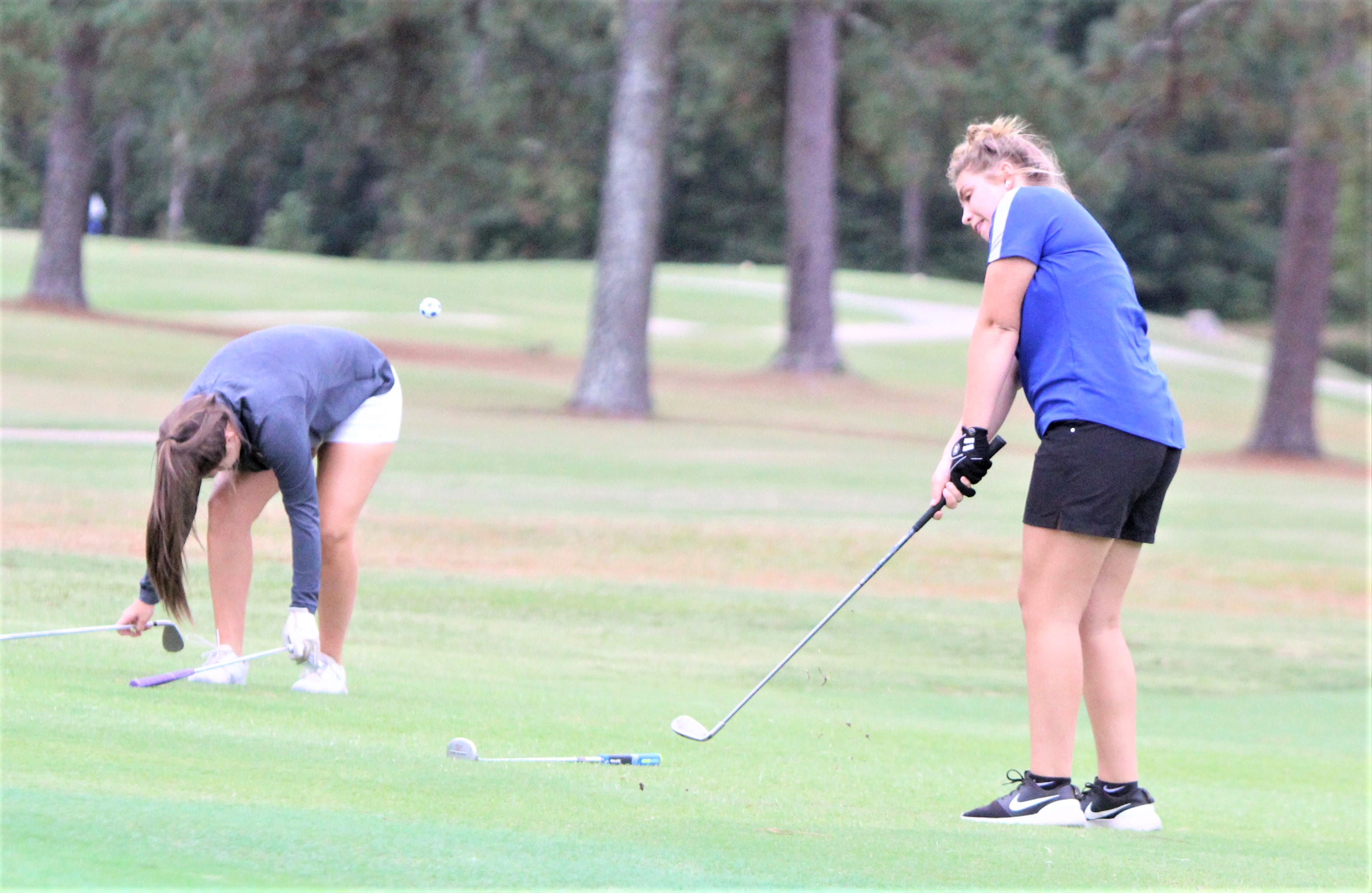 Klein leads Hawks in girls golf