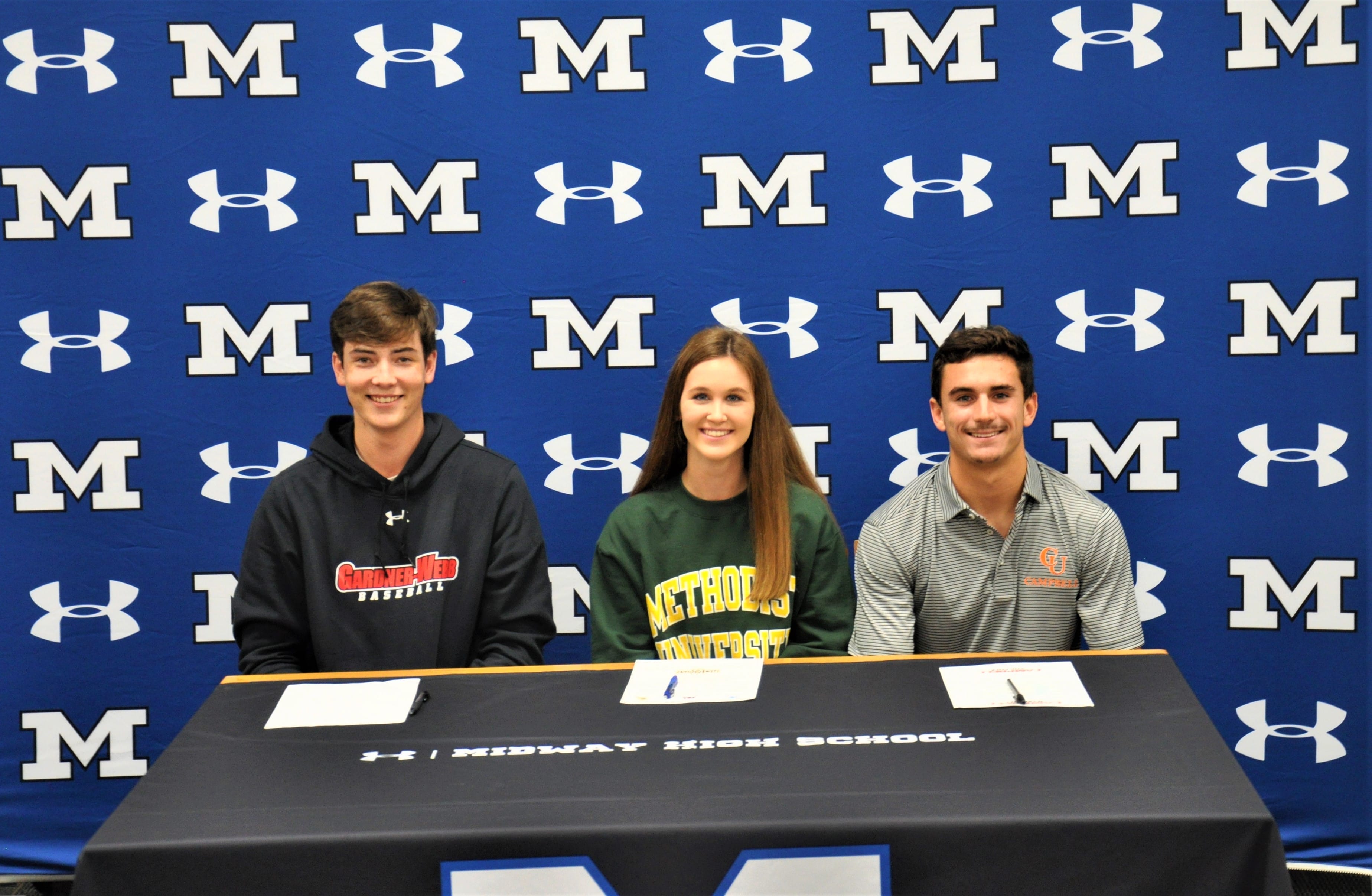 Raiders hold signing ceremony for Barefoot, Culbreth, Holland