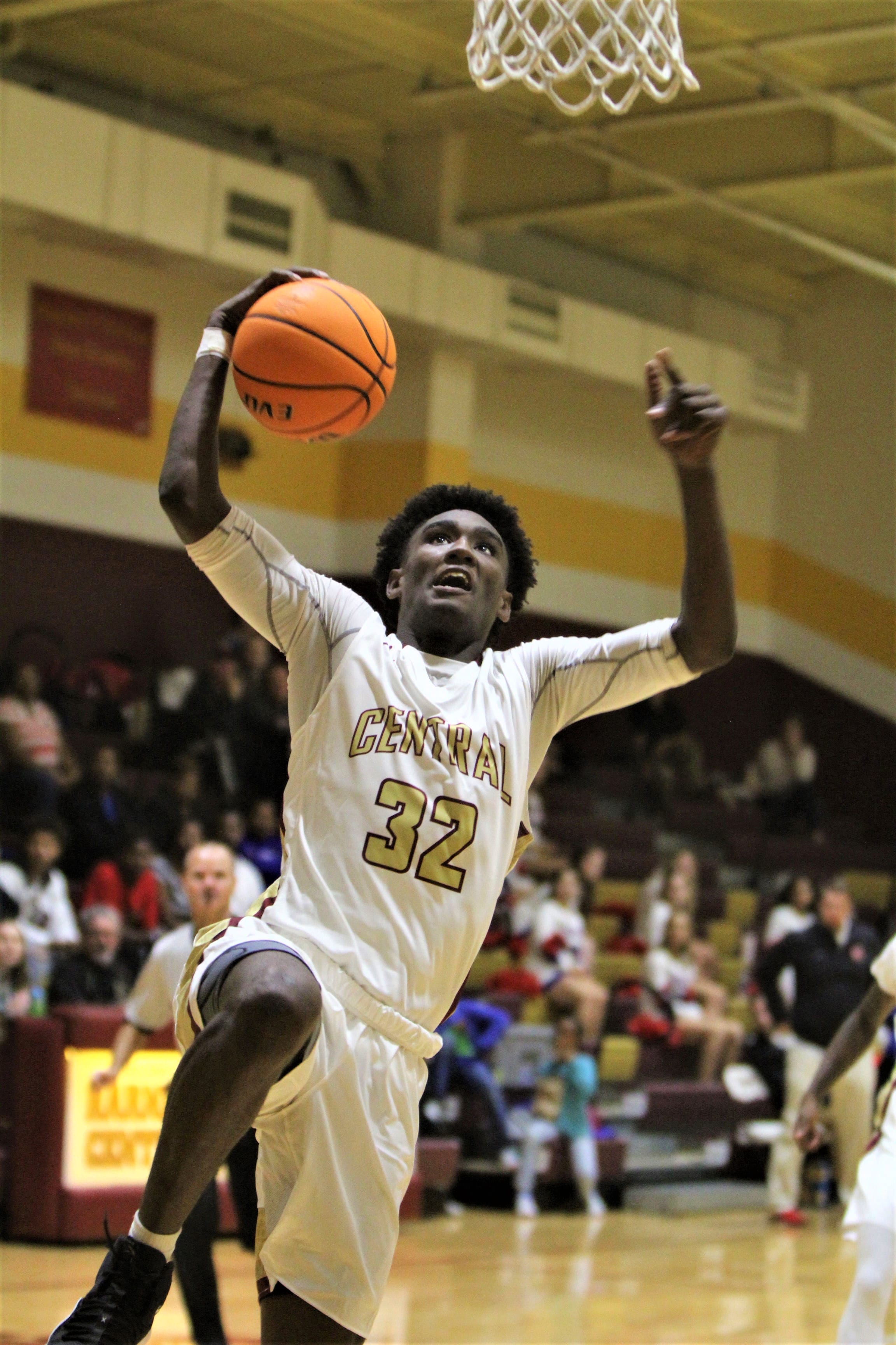 Central boys advance to final