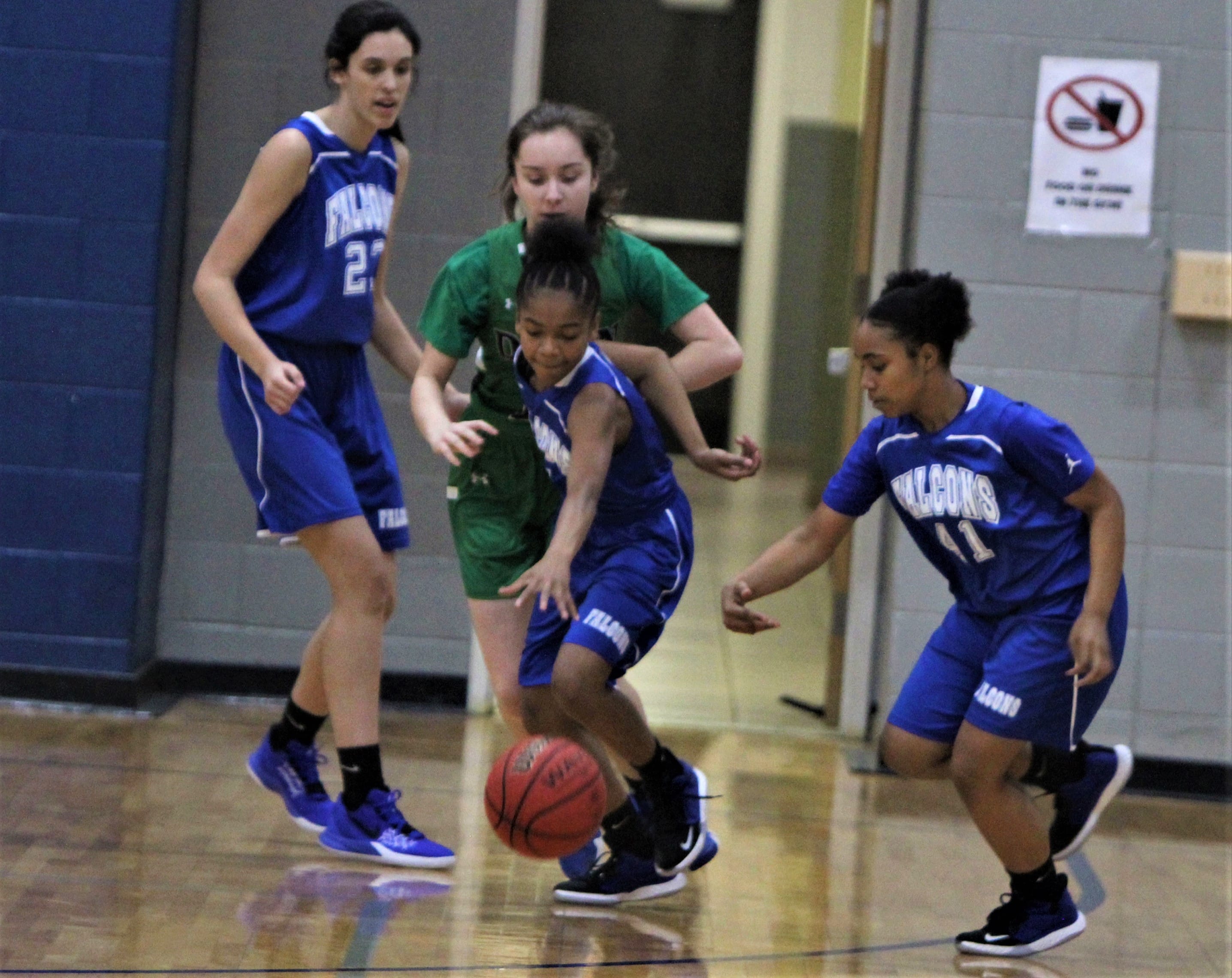 Coats-Erwin, Dunn split middle school matchups