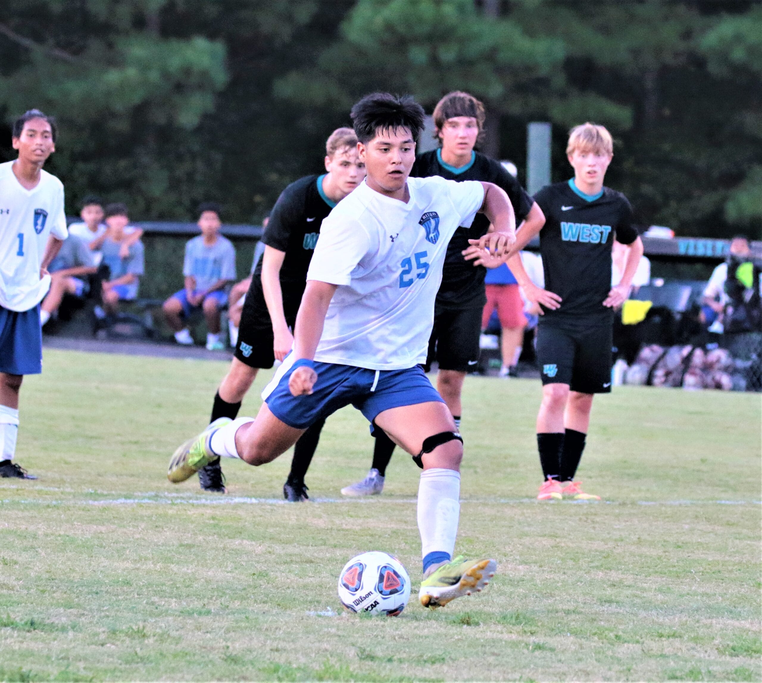 Hawk booters look to bounce back