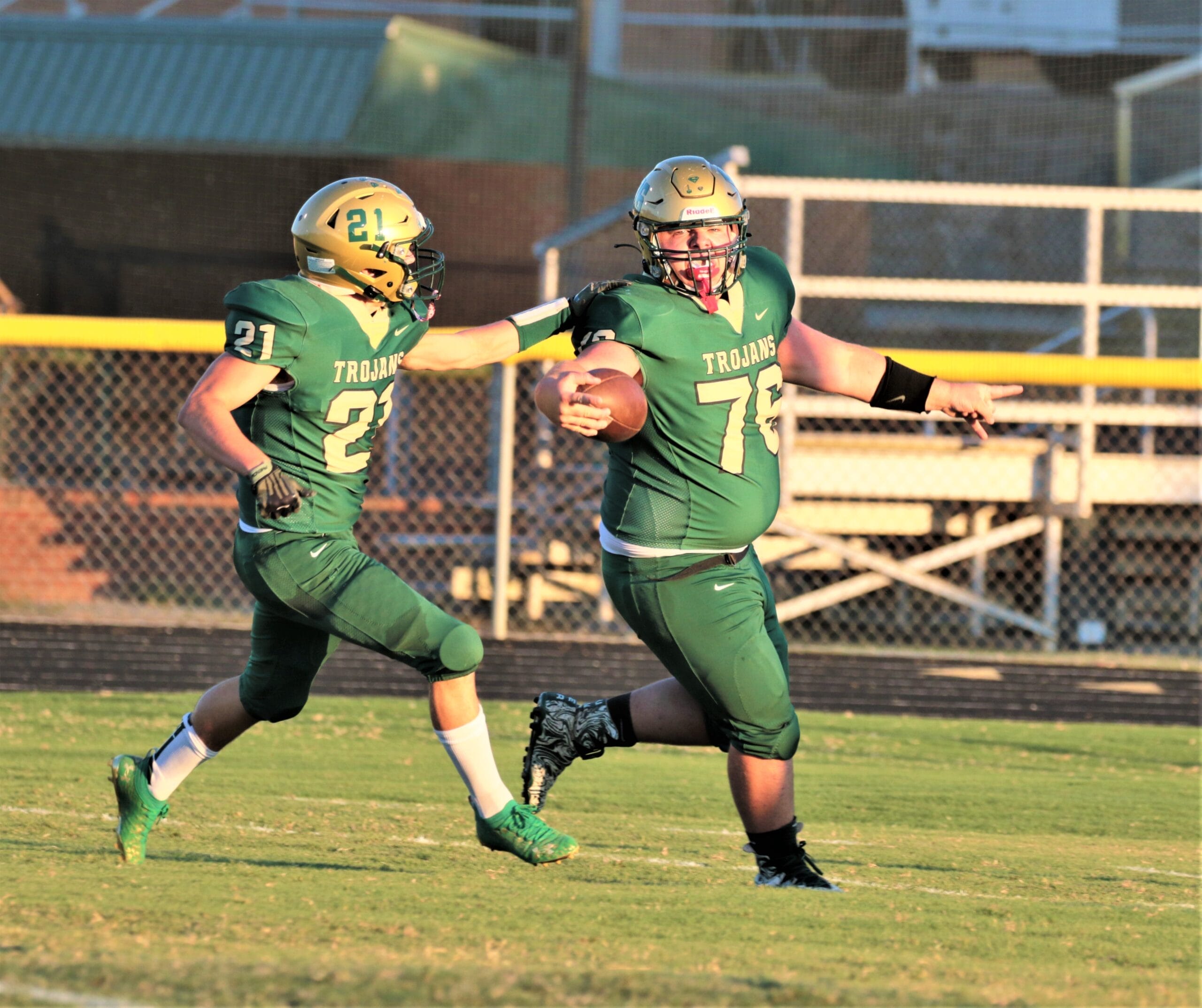 South rolls past Southern Lee
