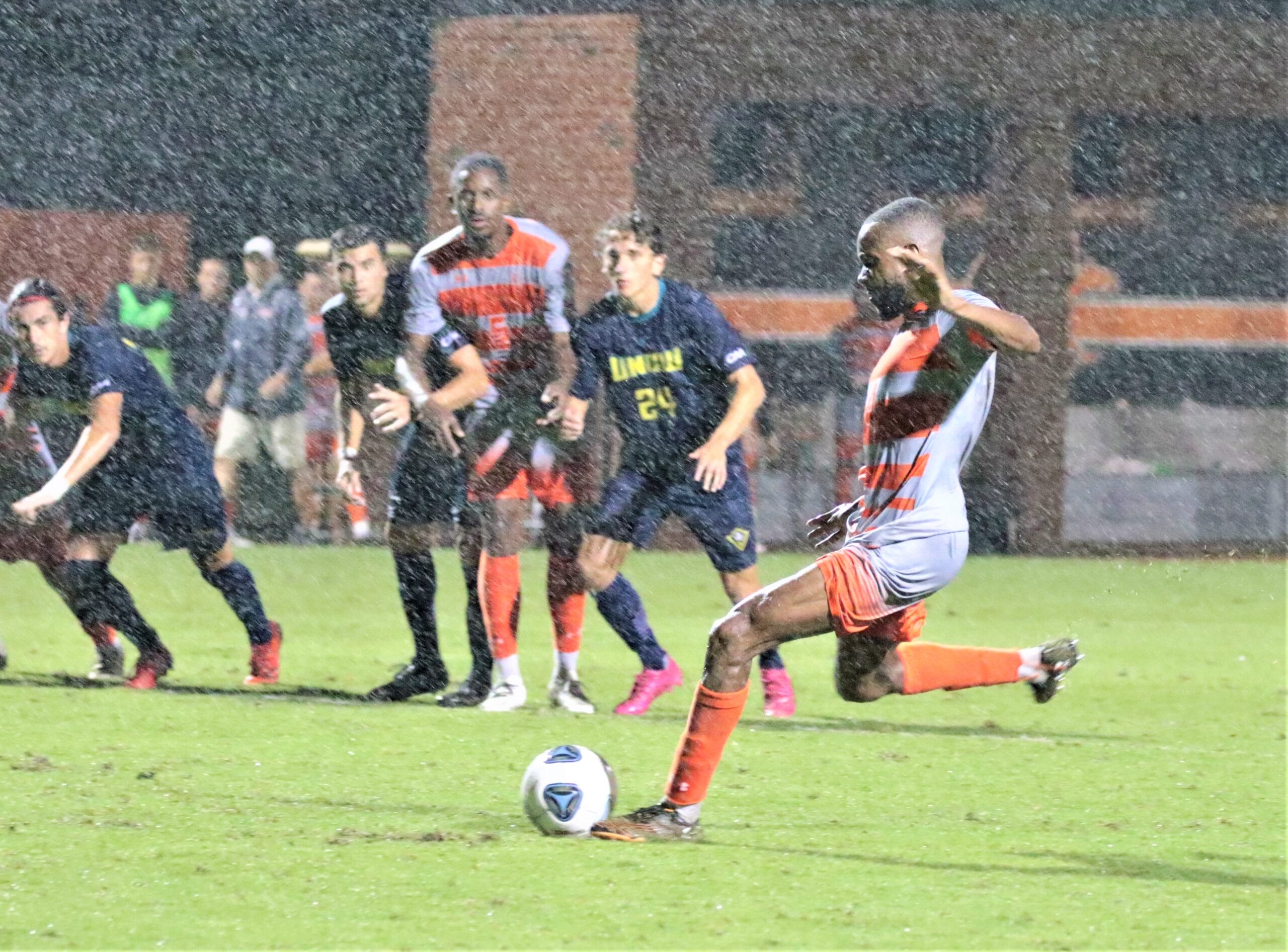 Camels edge UNC Wilmington, 3-2, in men’s soccer