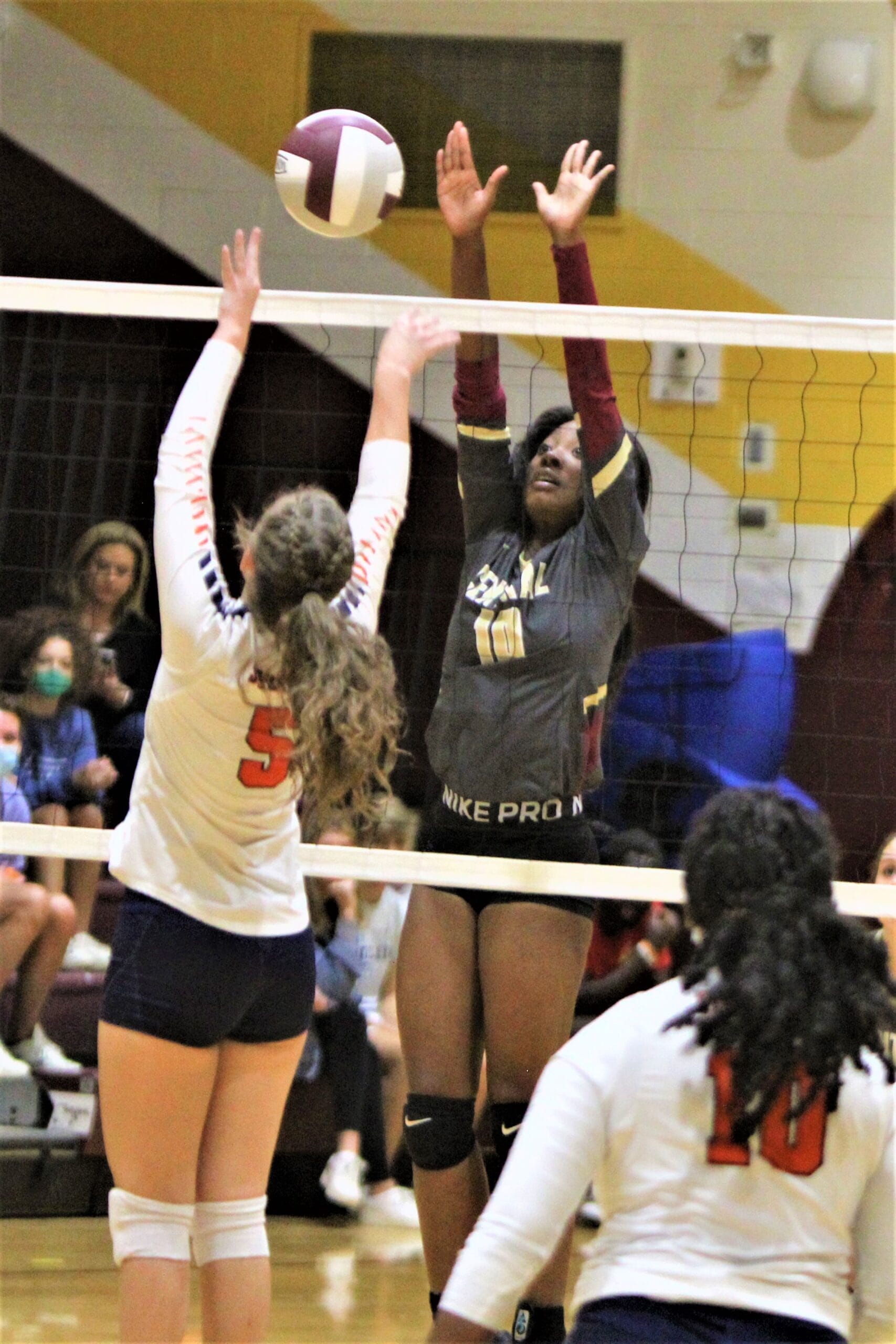 Central tops Southern Lee, 3-1, in volleyball playoff opener