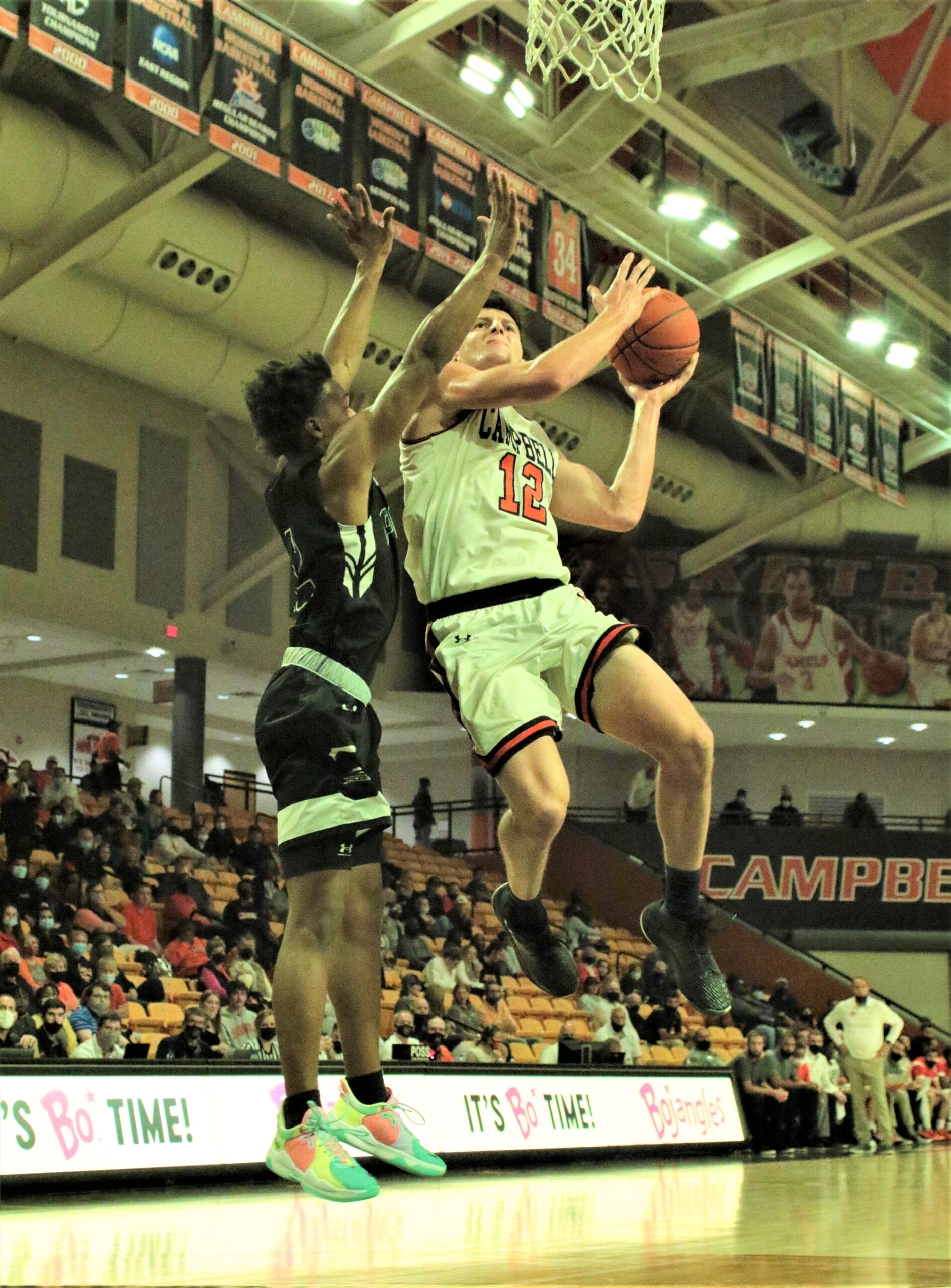 Campbell men roll past Peace
