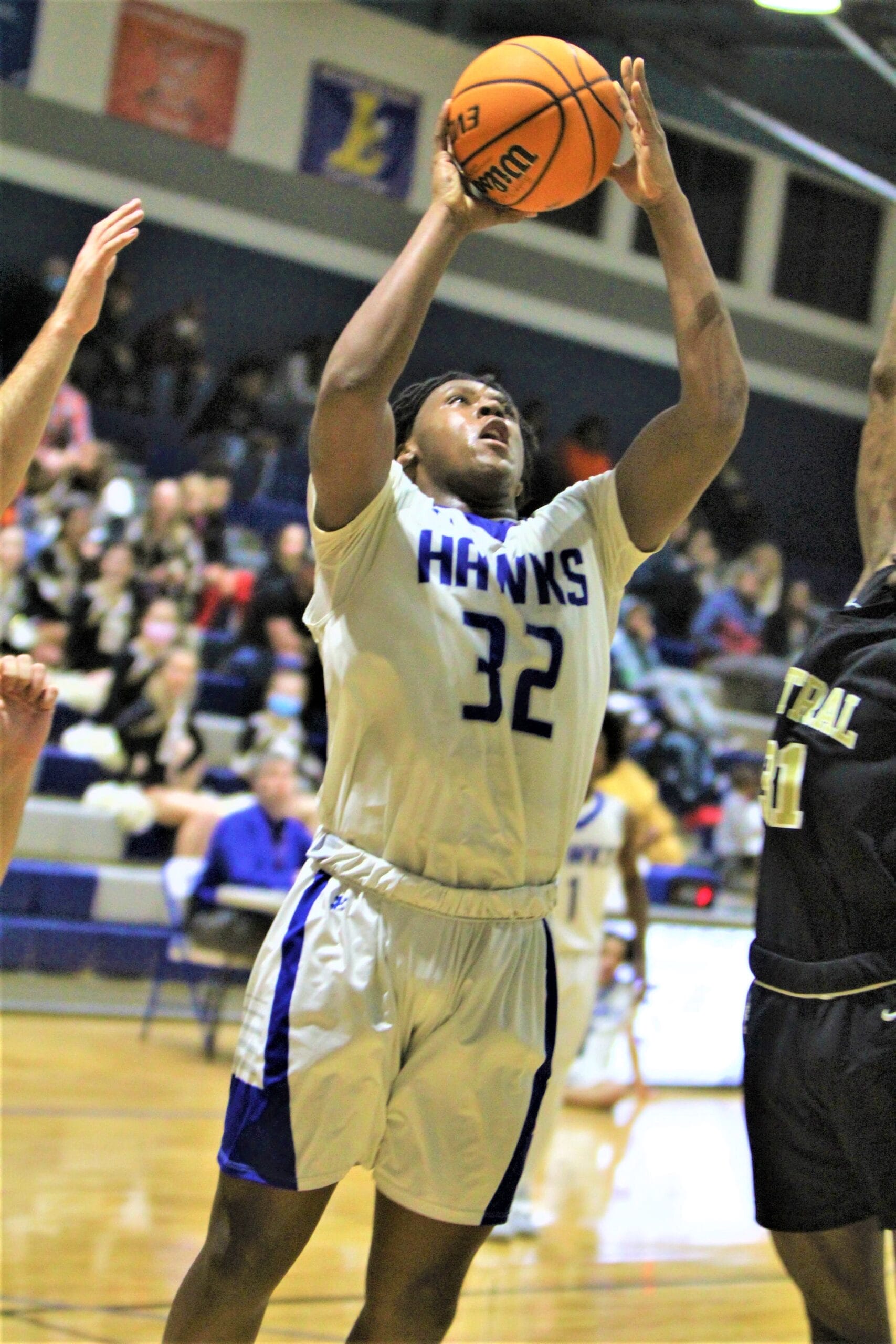 Hawk varsities sweep Central