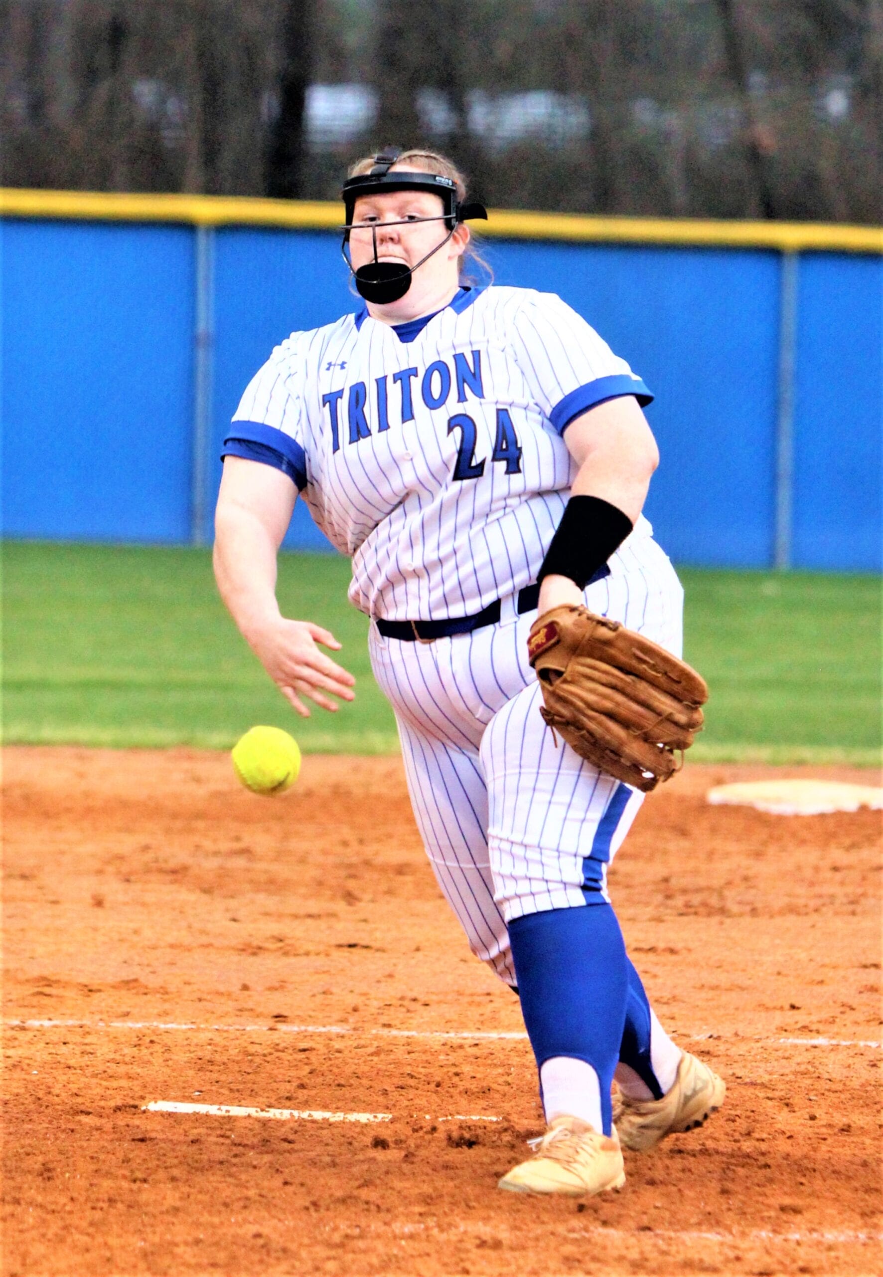 Triton overwhelms Golden Bulls in softball