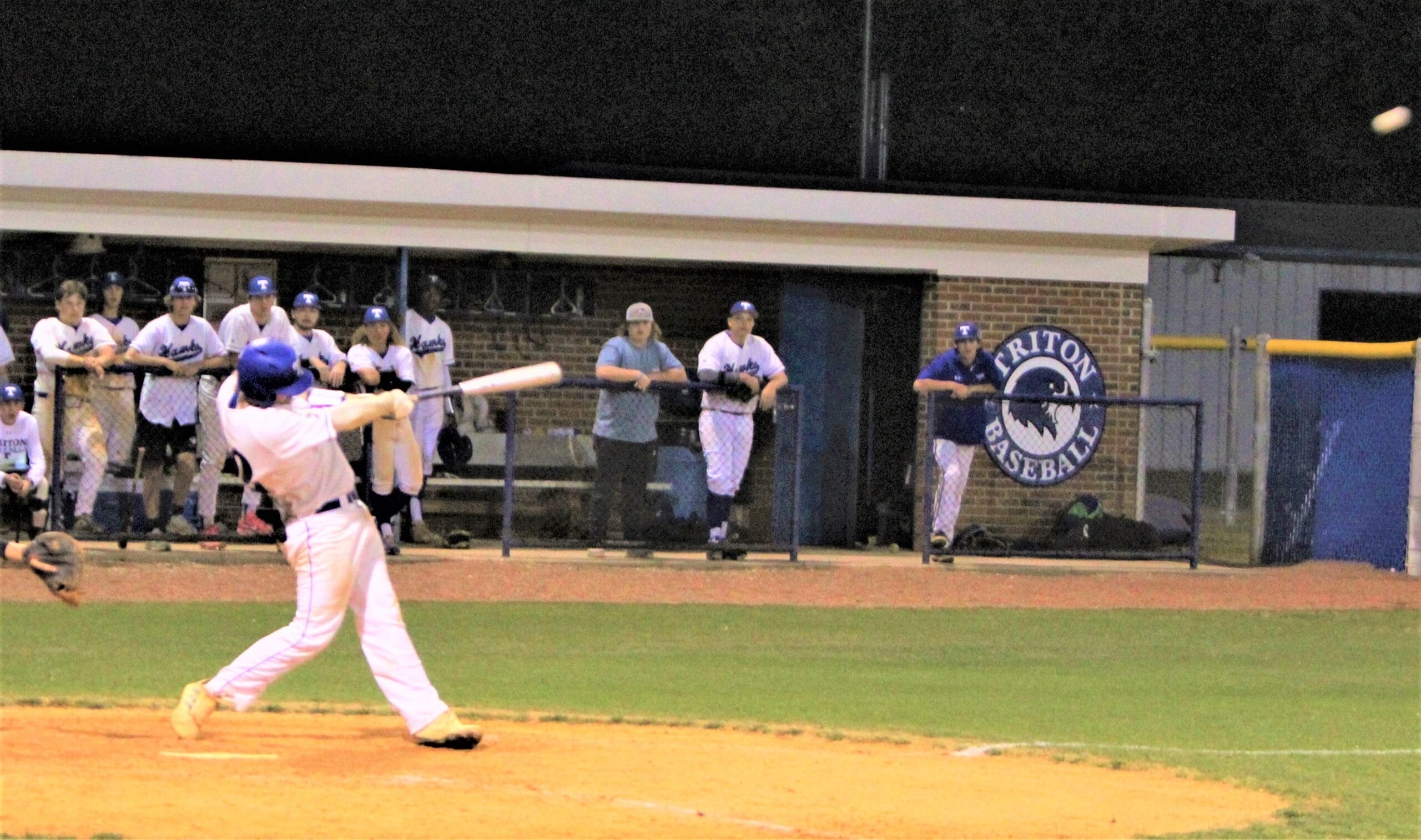 Hawk baseball downs HC, 11-0, on Senior Night as Jones has six RBIs
