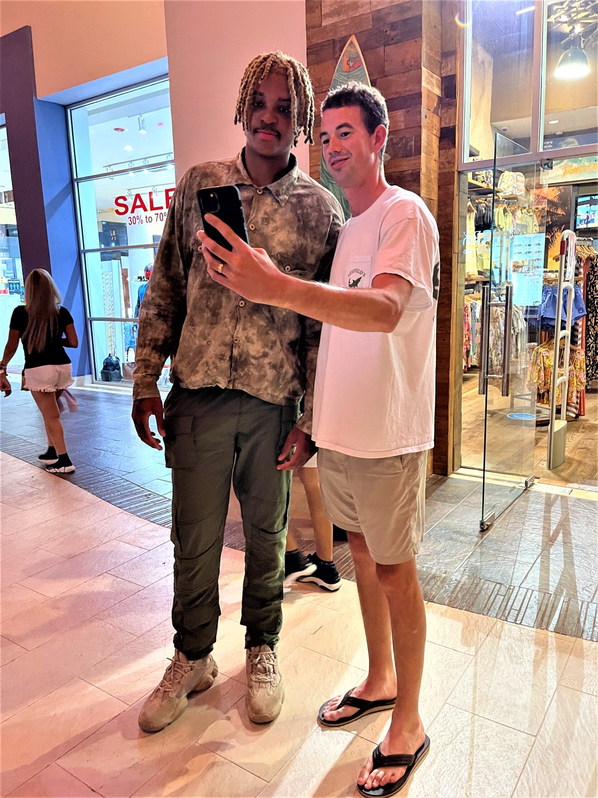 Myatt meets Bacot in Dominican