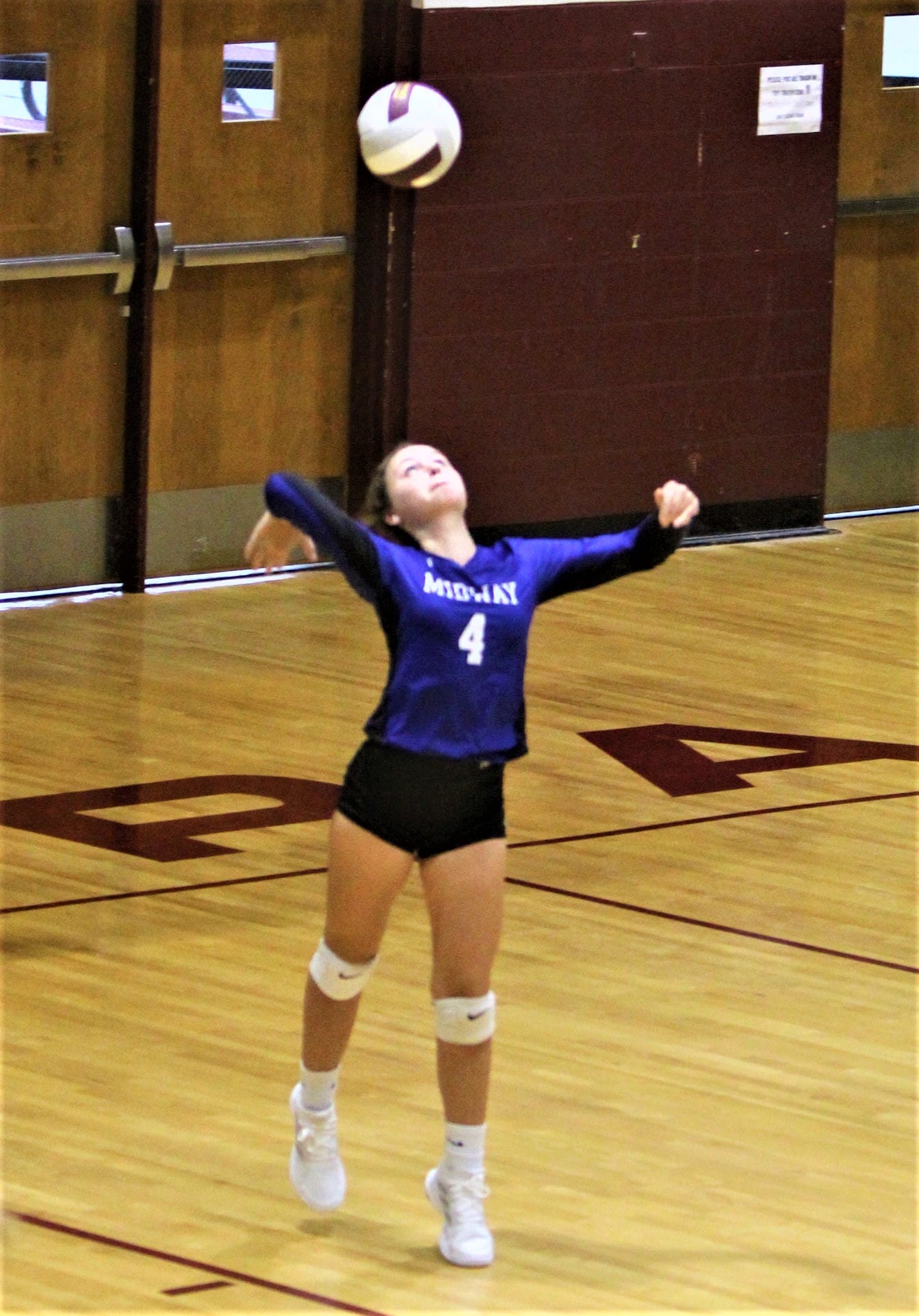 Midway takes 3-0 volleyball victory at Central