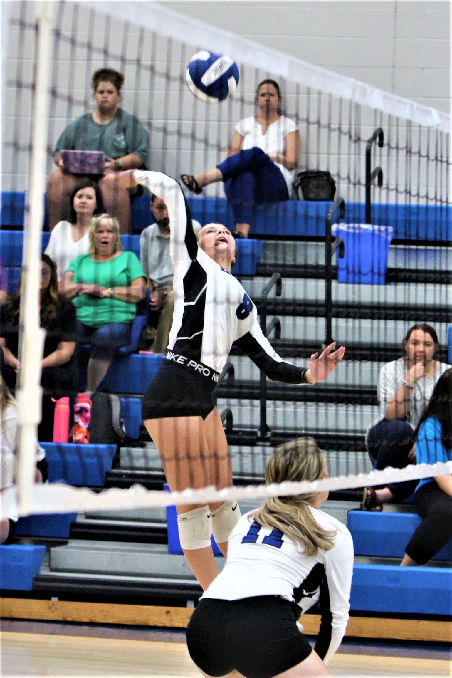 Midway volleyball stays unbeaten with 3-0 win over visiting Triton