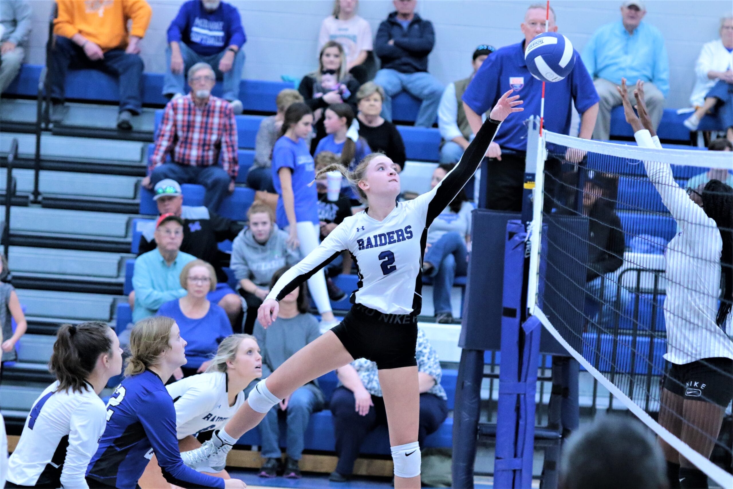 Midway advances to second round in volleyball playoffs