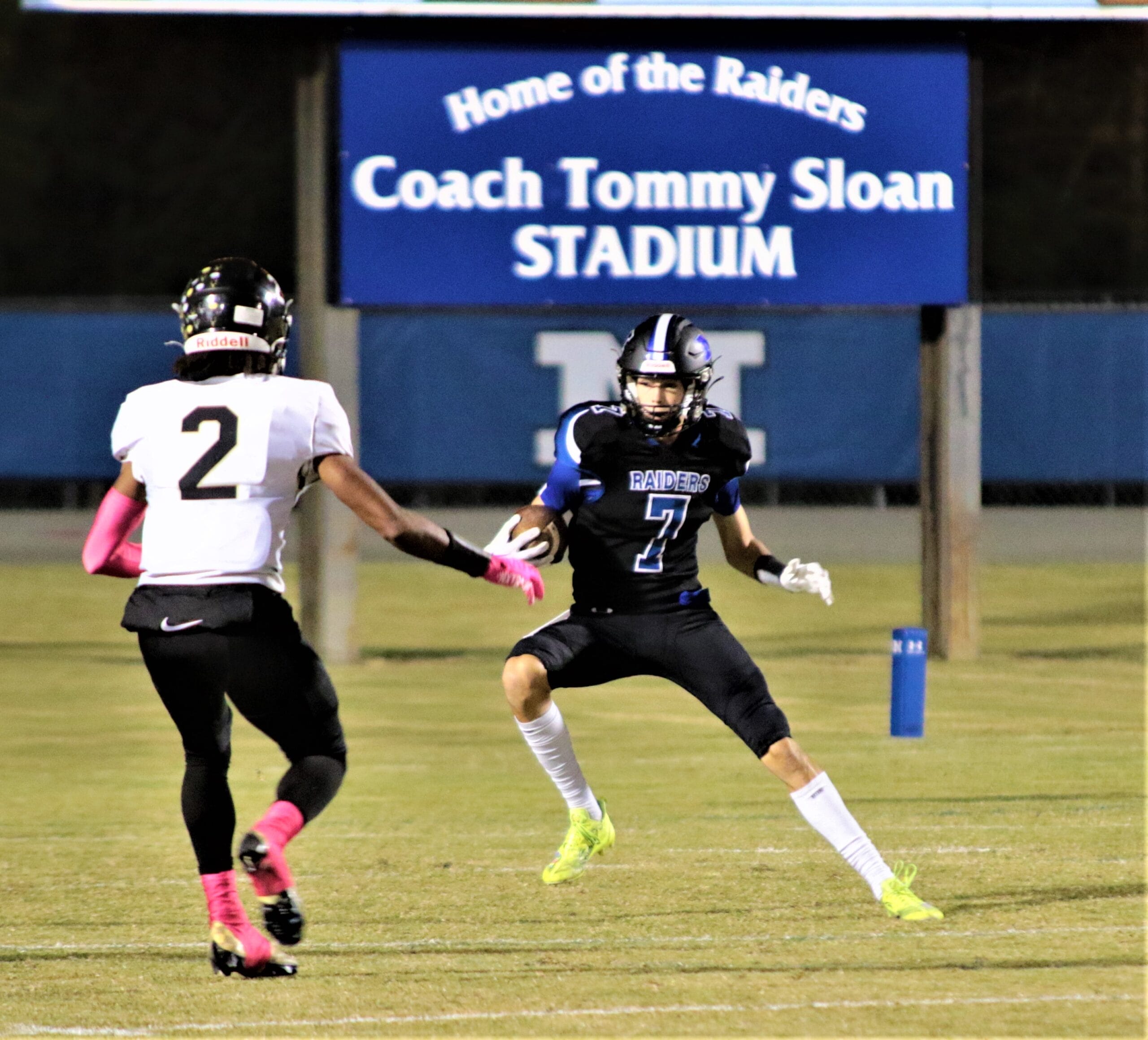 Dark Horses down Raiders