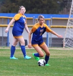 Eagles win girls soccer opener with Oakwood, 2-0