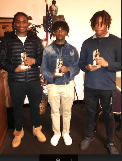 Hawk hoops celebrates 20 victories, presents awards