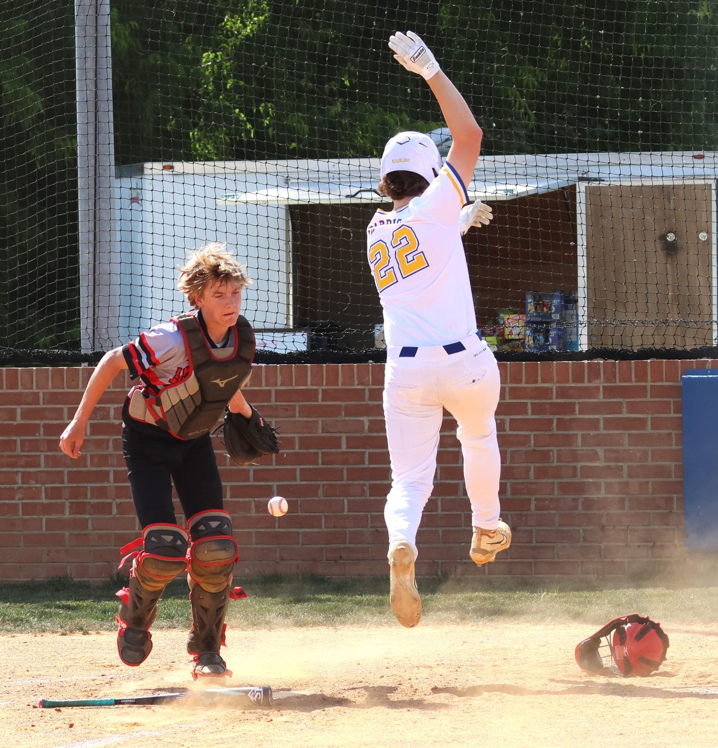 Varsity rolls into MCC final